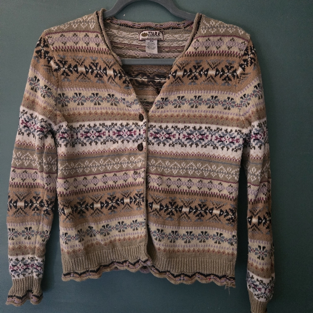 Tiara Women's Multicolor Patterned Cardigan